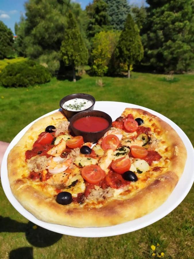 Bialy Dom Henlex Hotel Restauracja 波兹南 外观 照片