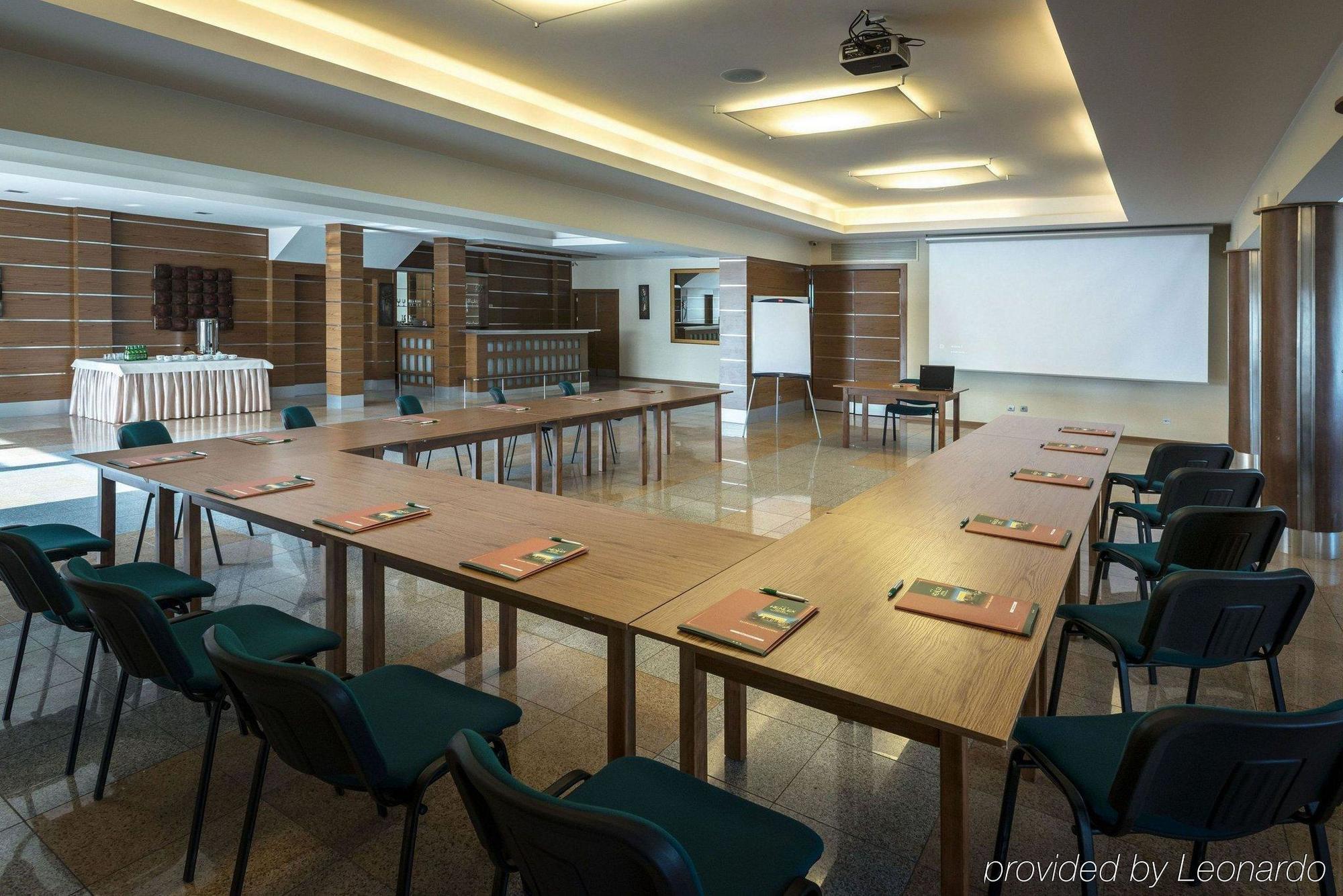 Bialy Dom Henlex Hotel Restauracja 波兹南 设施 照片