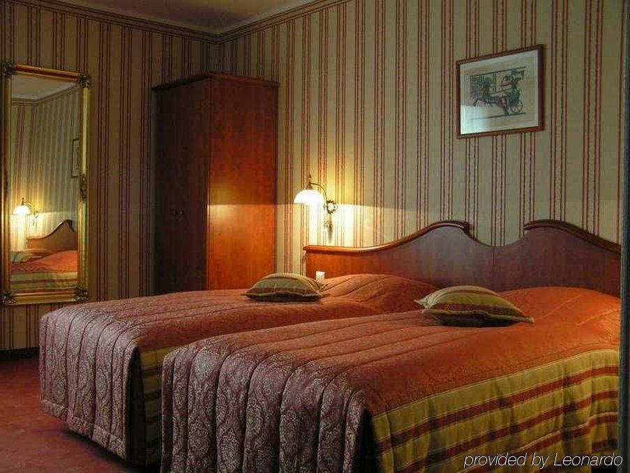 Bialy Dom Henlex Hotel Restauracja 波兹南 客房 照片
